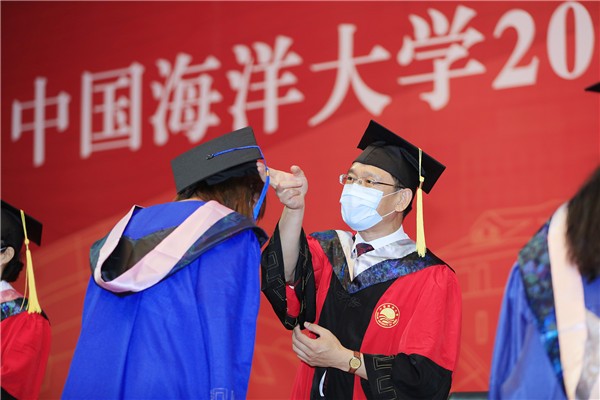 别样毕业季 浓浓海大情 中国海洋大学2020届学生毕业典礼举行