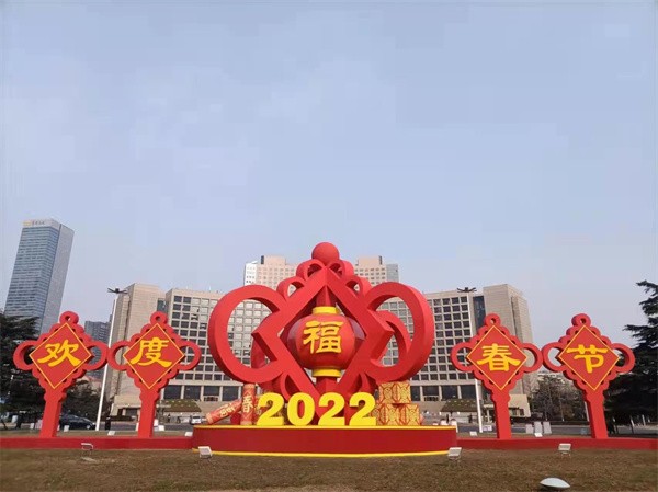 2022春节景观精彩亮相青岛五四广场
