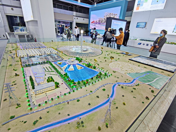 首届中国（青海）国际生态博览会清洁能源展示馆亮点纷呈