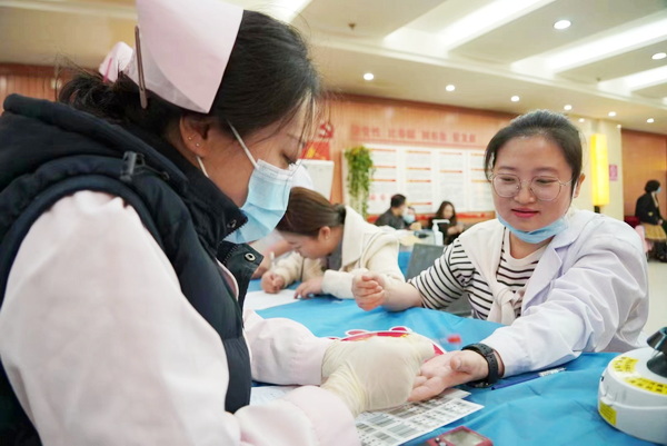 西宁现代妇产医院积极开展无偿献血活动