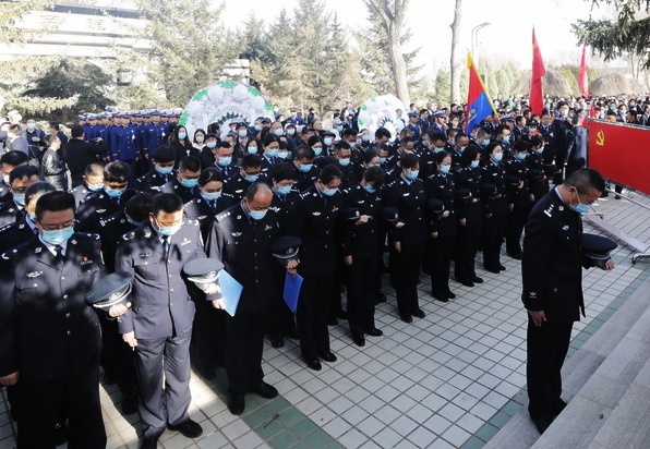 西宁铁路公安处组织开展“致敬·缅怀·奋进”清明祭奠活动
